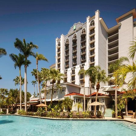 Embassy Suites By Hilton Fort Lauderdale 17Th Street Exterior photo